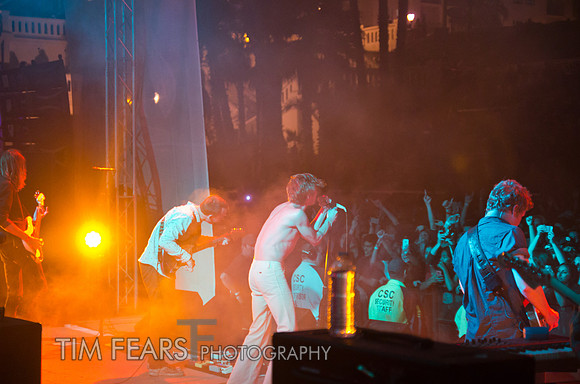 Cage The Elephant